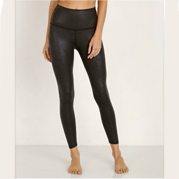 Beyond Yoga Pants - Beyond Yoga Viper Highwaisted Midi Leggings Size X-Small